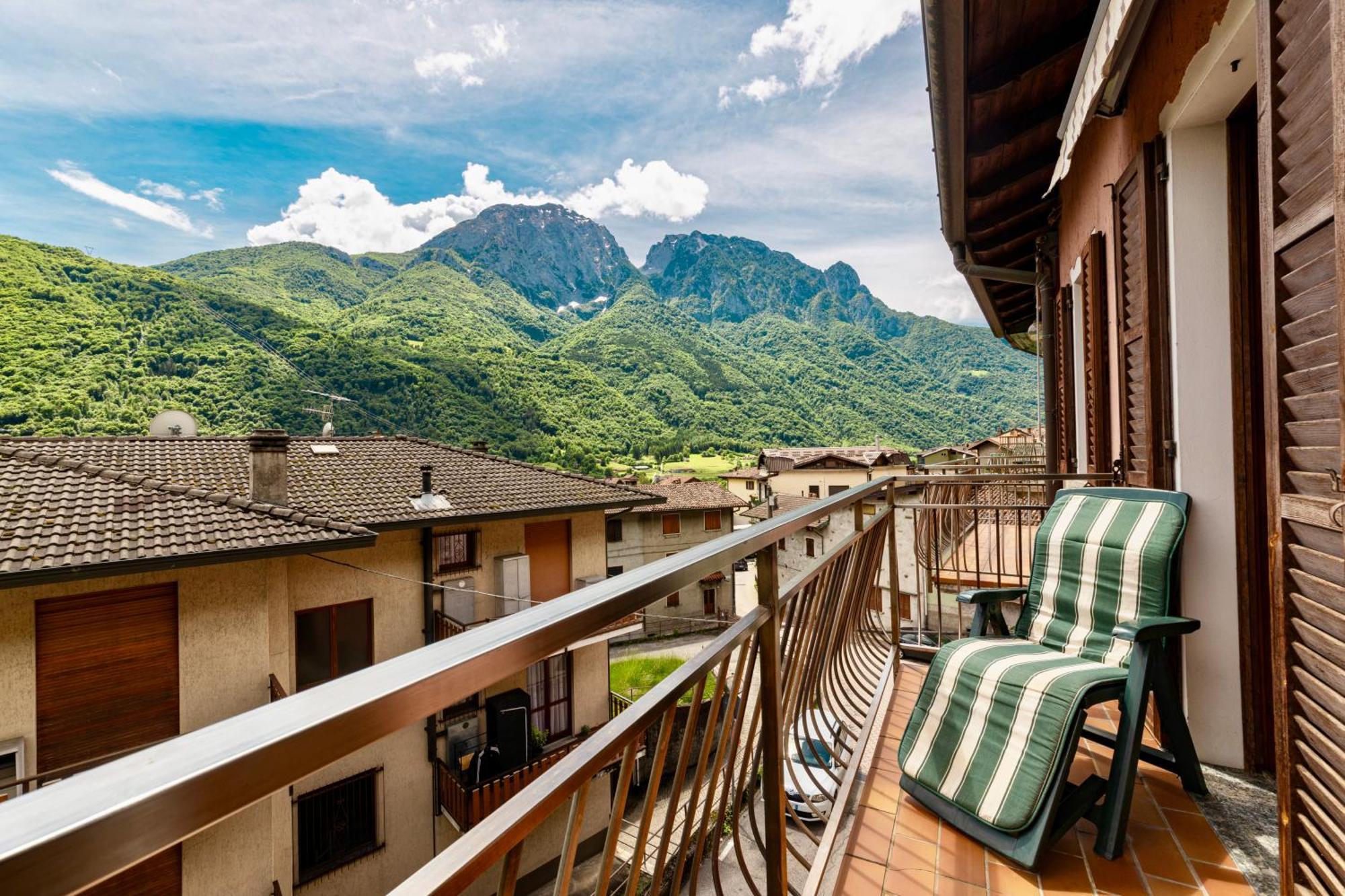 Appartamento Vista Grigna, Natura,Sport E Relax Primaluna Eksteriør bilde